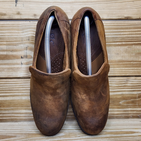 BOC by Born Womens 9.5M Carla Brown Distressed Leather Slip On Heeled Booties - Picture 6 of 9